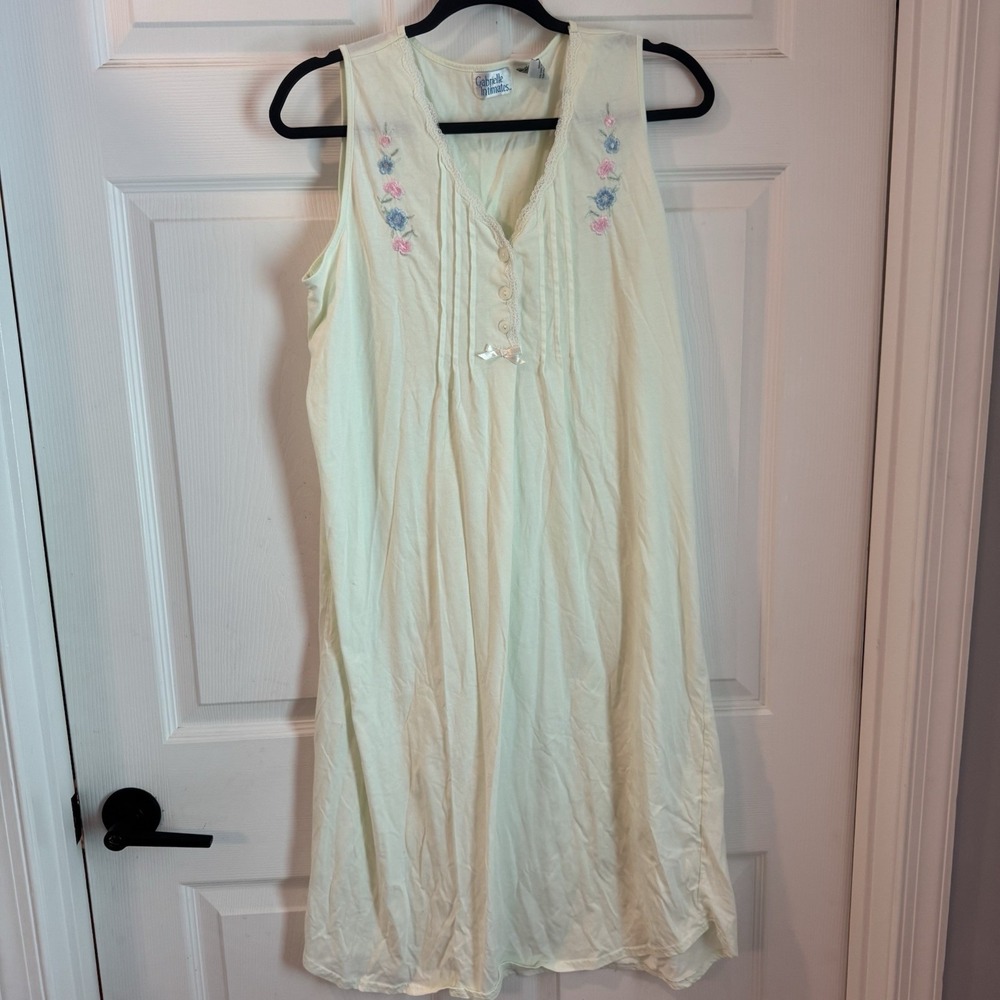 Vintage Gabriella Intimate Sz M Floral Cottagecore Housedress Button Green Y2K
